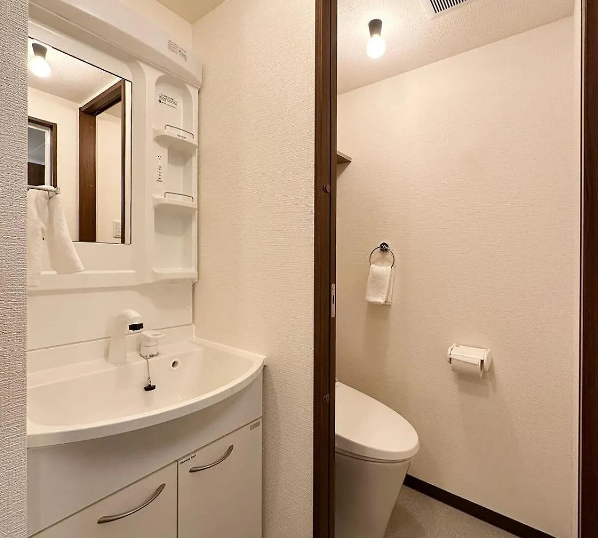 Bhotel Nagomi - Comfy Apartment For 3 People Near City Center Hirošima